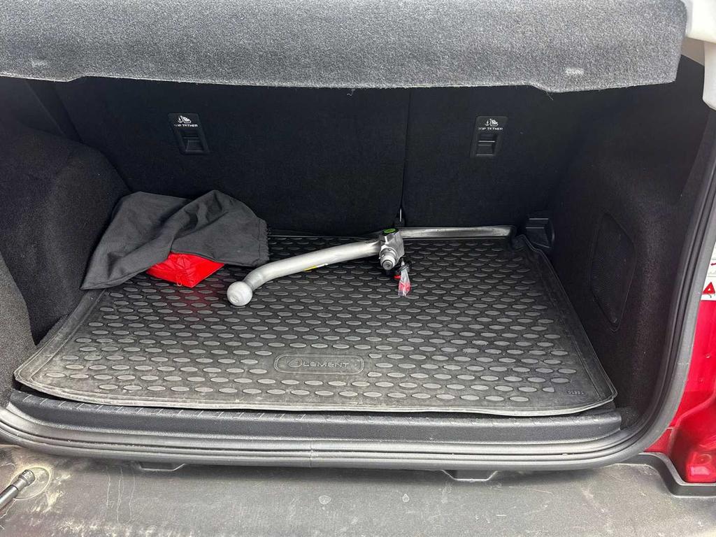 Ford EcoSport 2021 г. Красный, пробег 32800 км