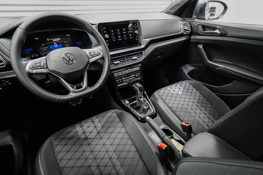 Volkswagen T-Cross 2026 г. Серый, пробег 20 км