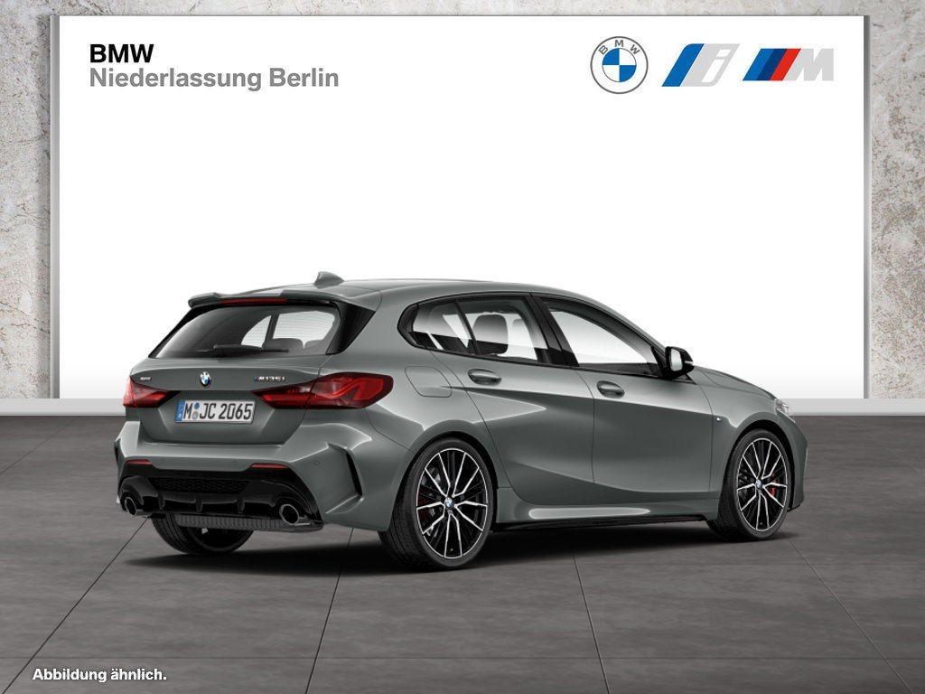BMW M135 2023 г. Серый, пробег 38132 км
