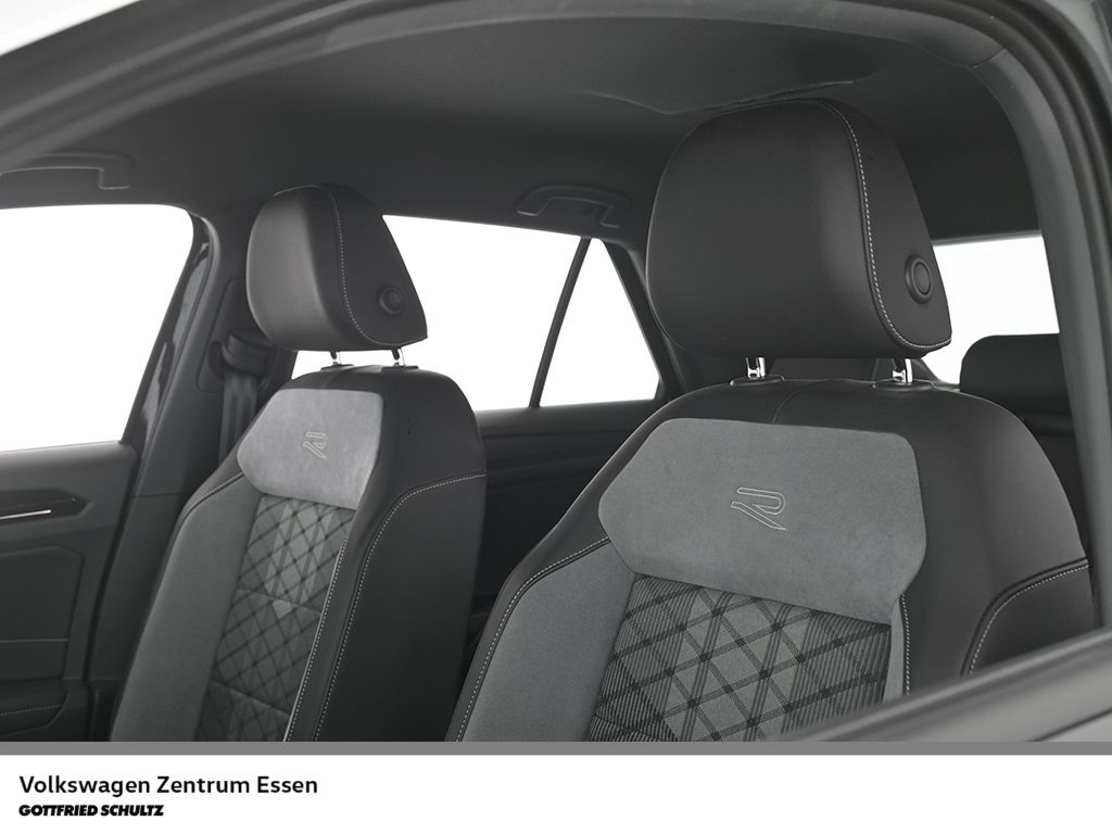 Volkswagen T-Roc 2024 г. Чёрный, пробег 54000 км