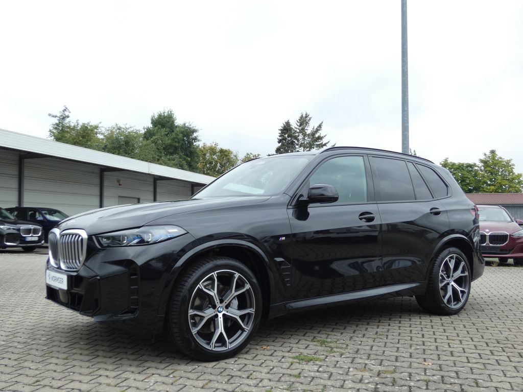 BMW X5 2024 г. Чёрный, пробег 29709 км