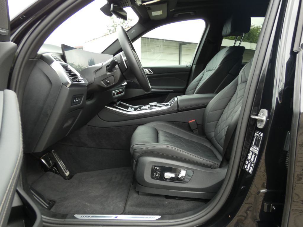 BMW X5 2024 г. Чёрный, пробег 29709 км