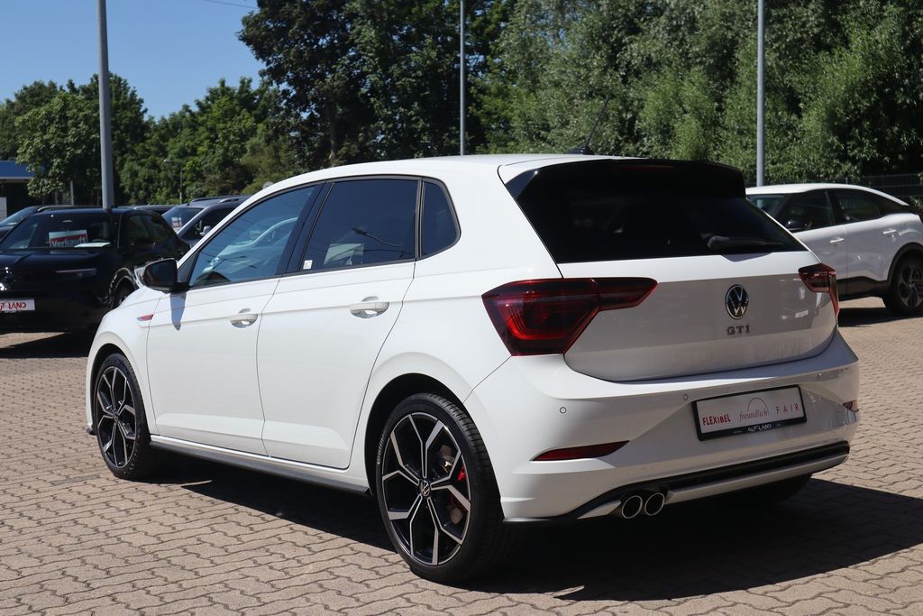 Volkswagen Polo 2022 г. Белый, пробег 59997 км