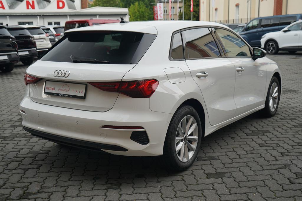 Audi A3 2023 г. Белый, пробег 55866 км