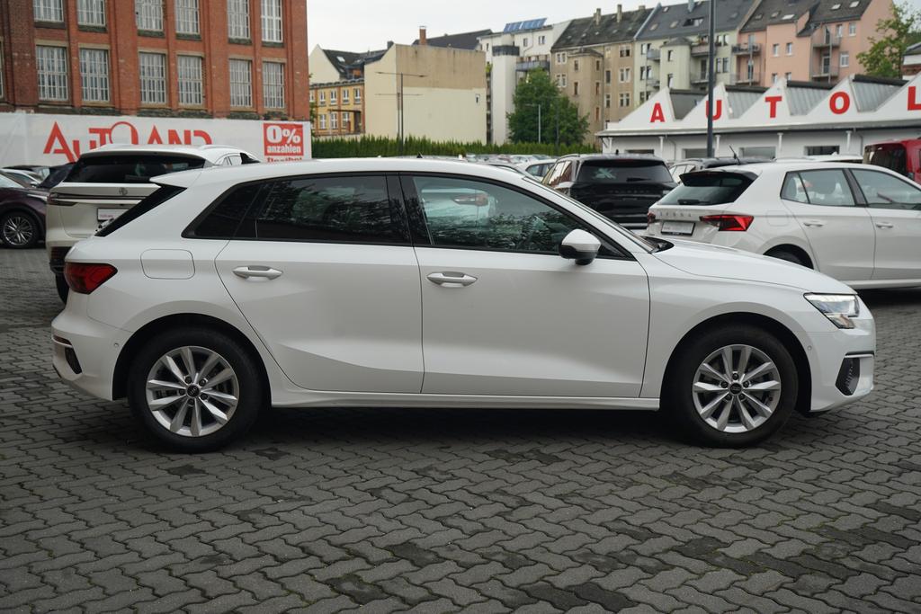 Audi A3 2023 г. Белый, пробег 55866 км