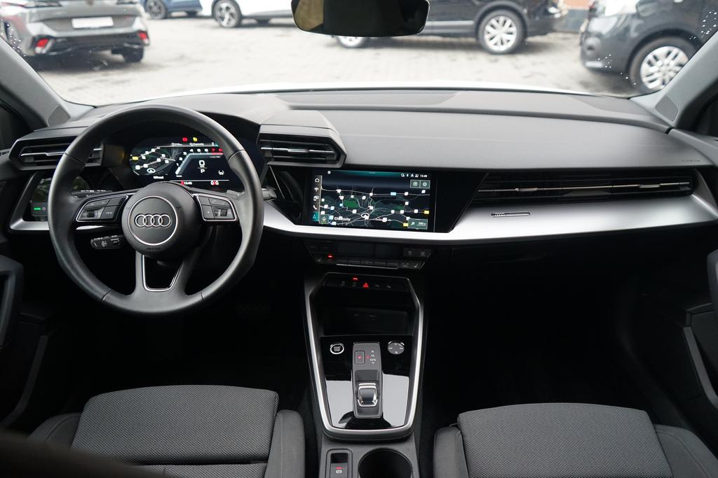 Audi A3 2023 г. Белый, пробег 55866 км