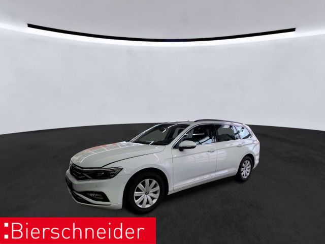 Volkswagen PASSAT VARIANT 2023 г. Белый, пробег 30598 км