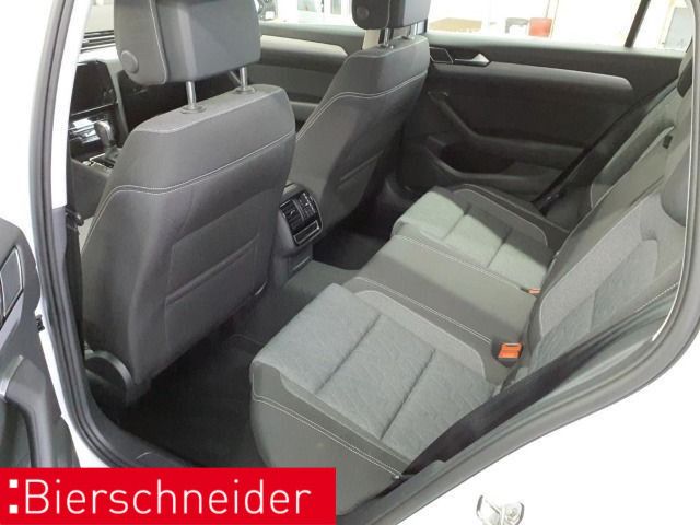 Volkswagen PASSAT VARIANT 2023 г. Белый, пробег 30598 км
