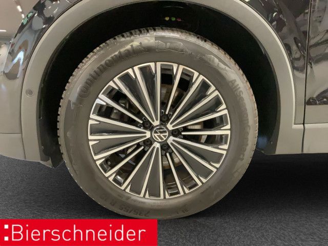 Volkswagen Tiguan 2024 г. Чёрный, пробег 53330 км