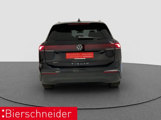 Volkswagen Tiguan 2024 г. Чёрный, пробег 53330 км