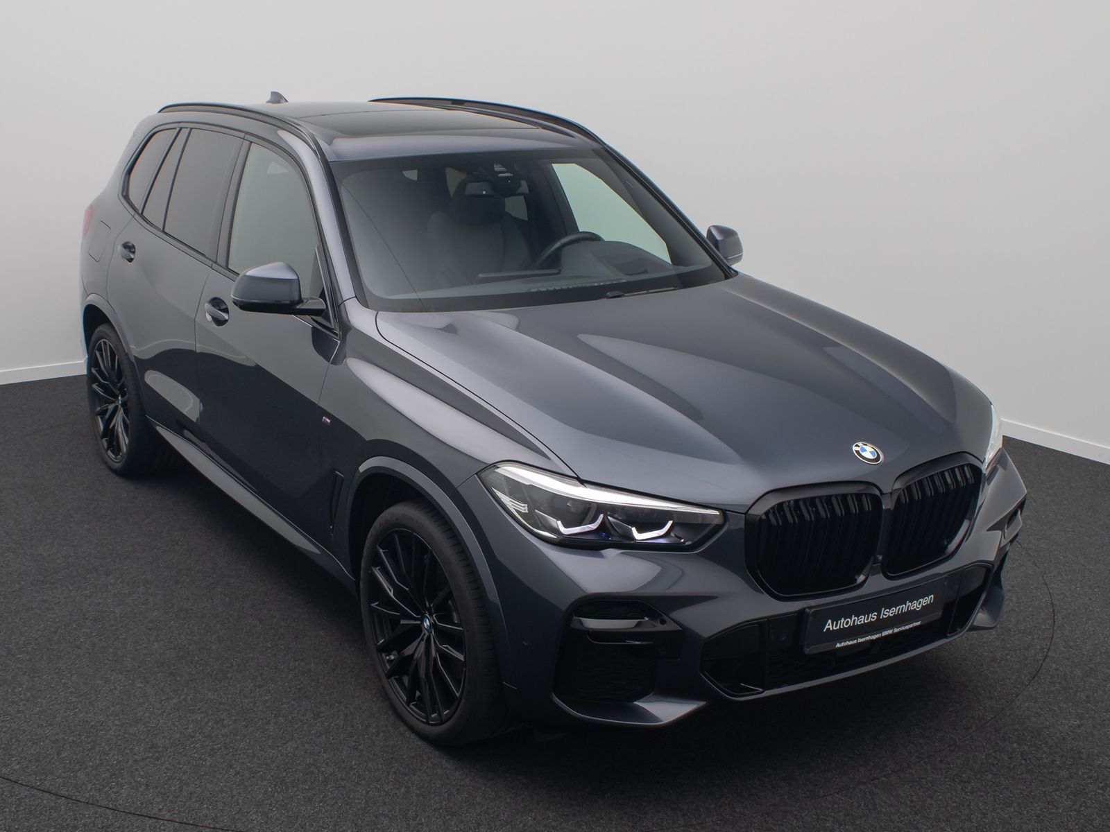 BMW X5 2021 г. Серый, пробег 40412 км
