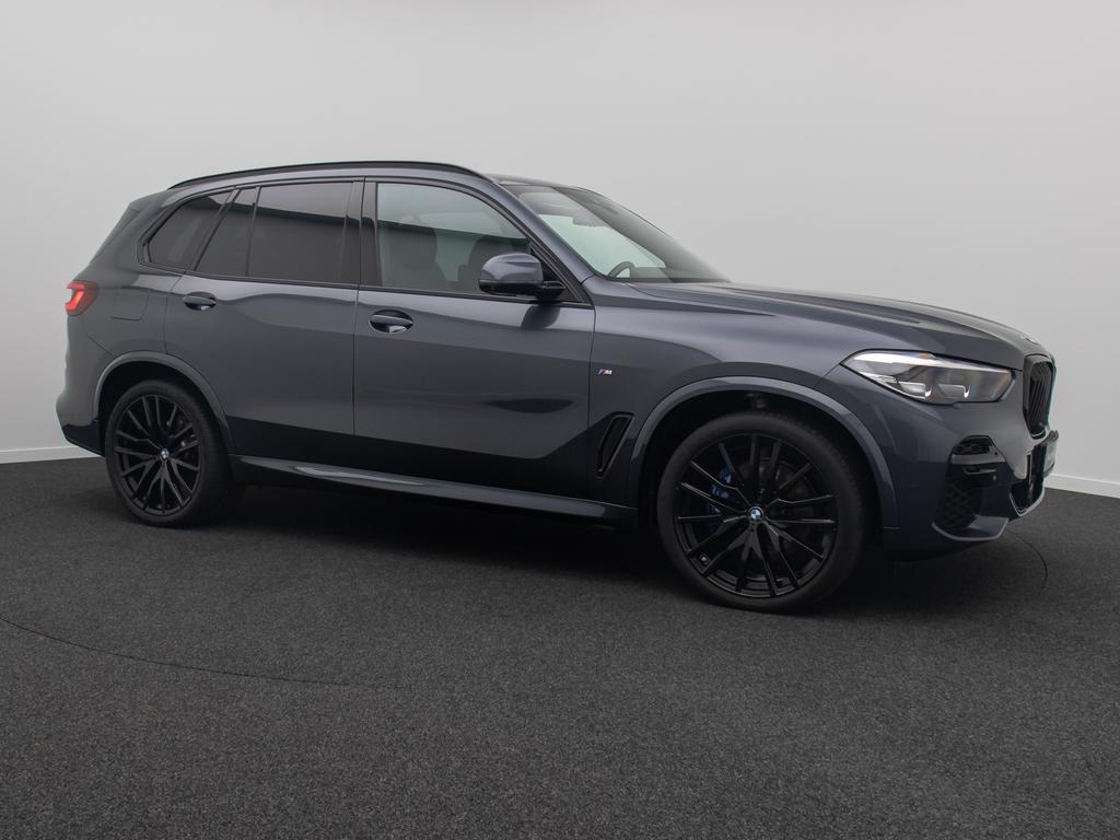 BMW X5 2021 г. Серый, пробег 40412 км