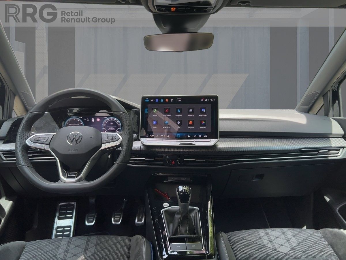 Volkswagen Golf 2025 г. Чёрный, пробег 36810 км