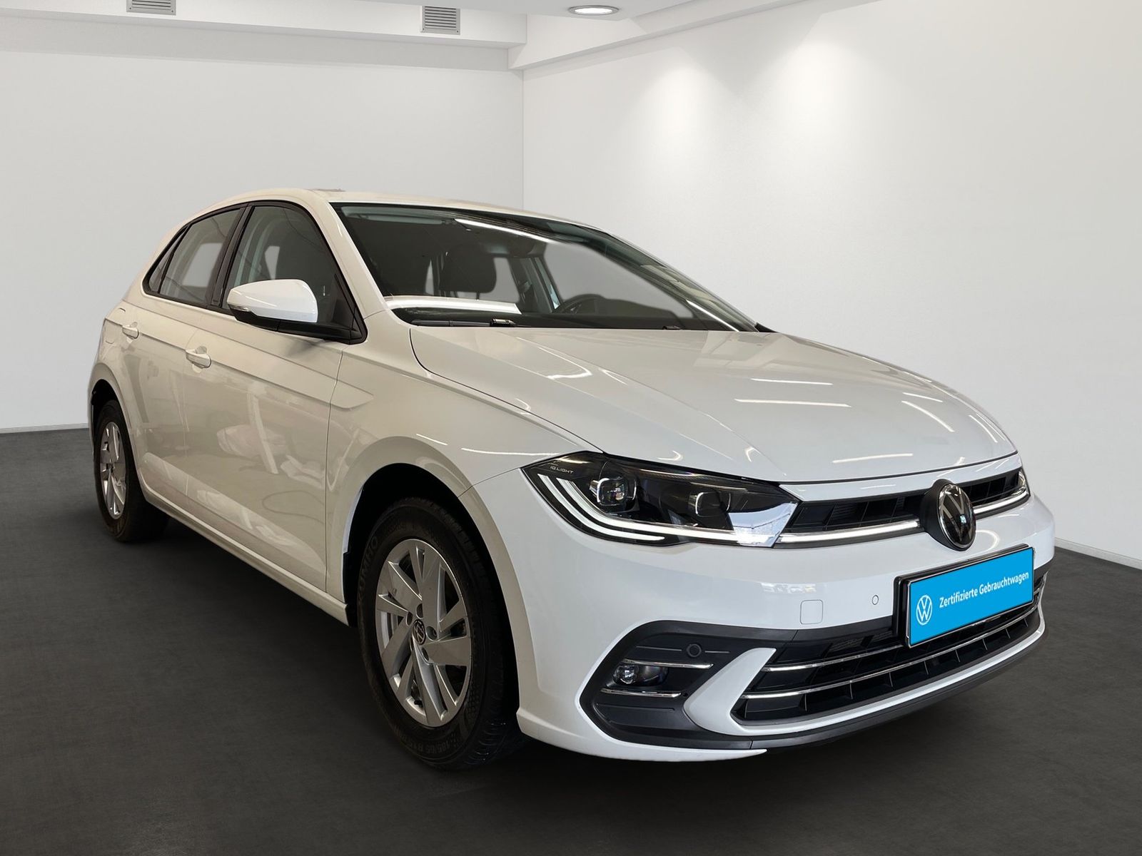 Volkswagen Polo 2022 г. Белый, пробег 36365 км