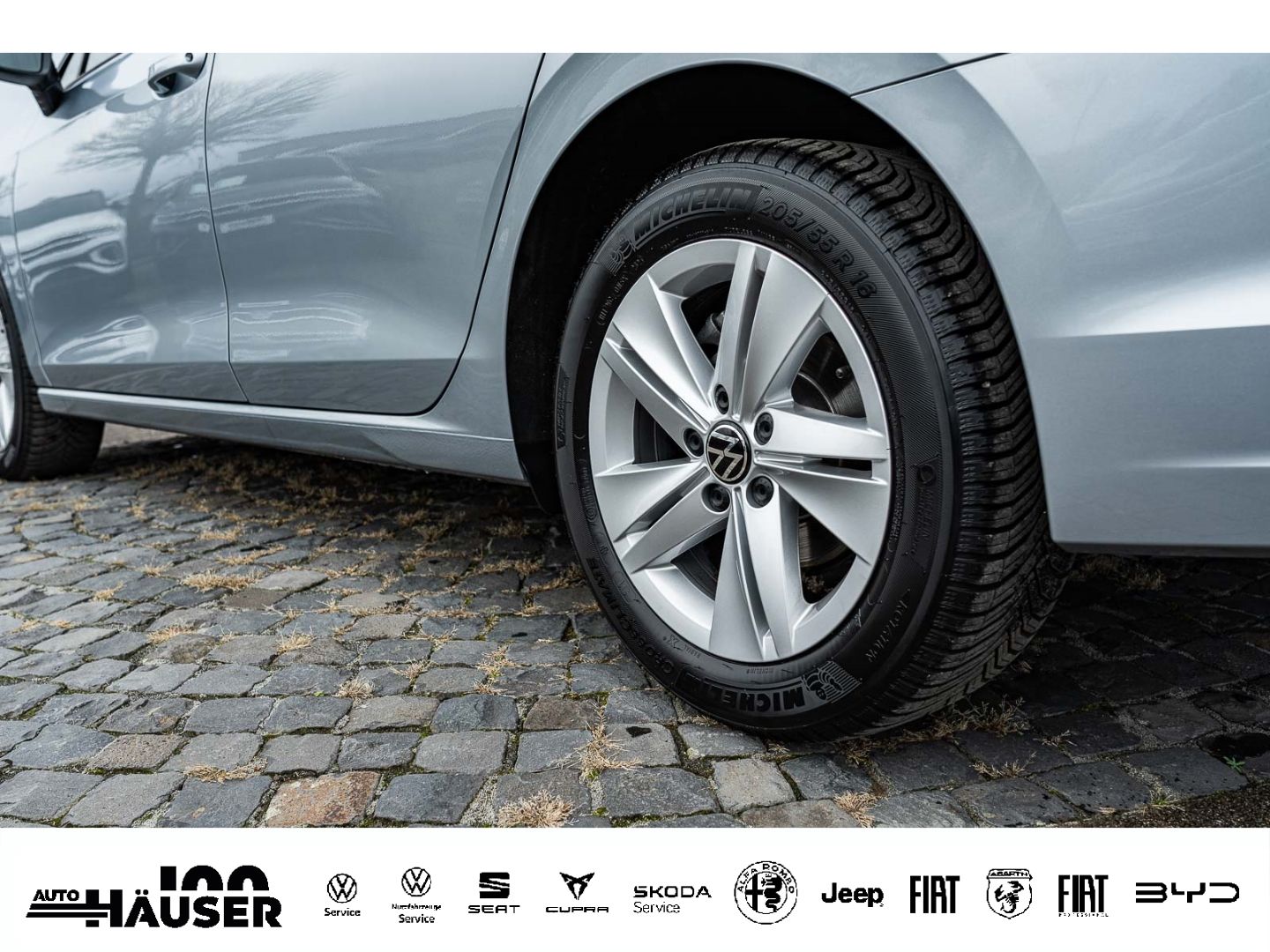 Volkswagen Golf 2024 г. Серебристый, пробег 6562 км