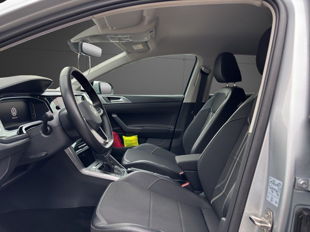 Volkswagen Taigo 2023 г. Серебристый, пробег 28294 км