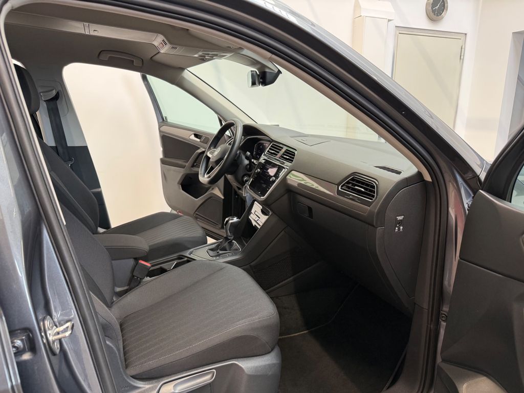 Volkswagen TIGUAN ALLSPACE 2025 г. Серый, пробег 28660 км