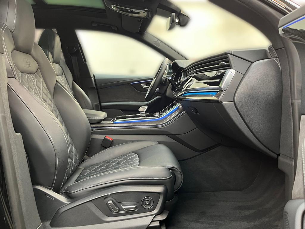Audi SQ8 2022 г. Чёрный, пробег 59994 км