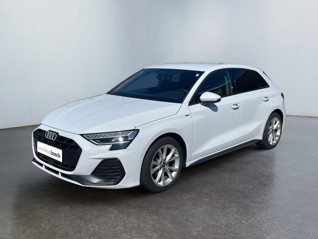 Audi A3 2025 г. Белый, пробег 31712 км