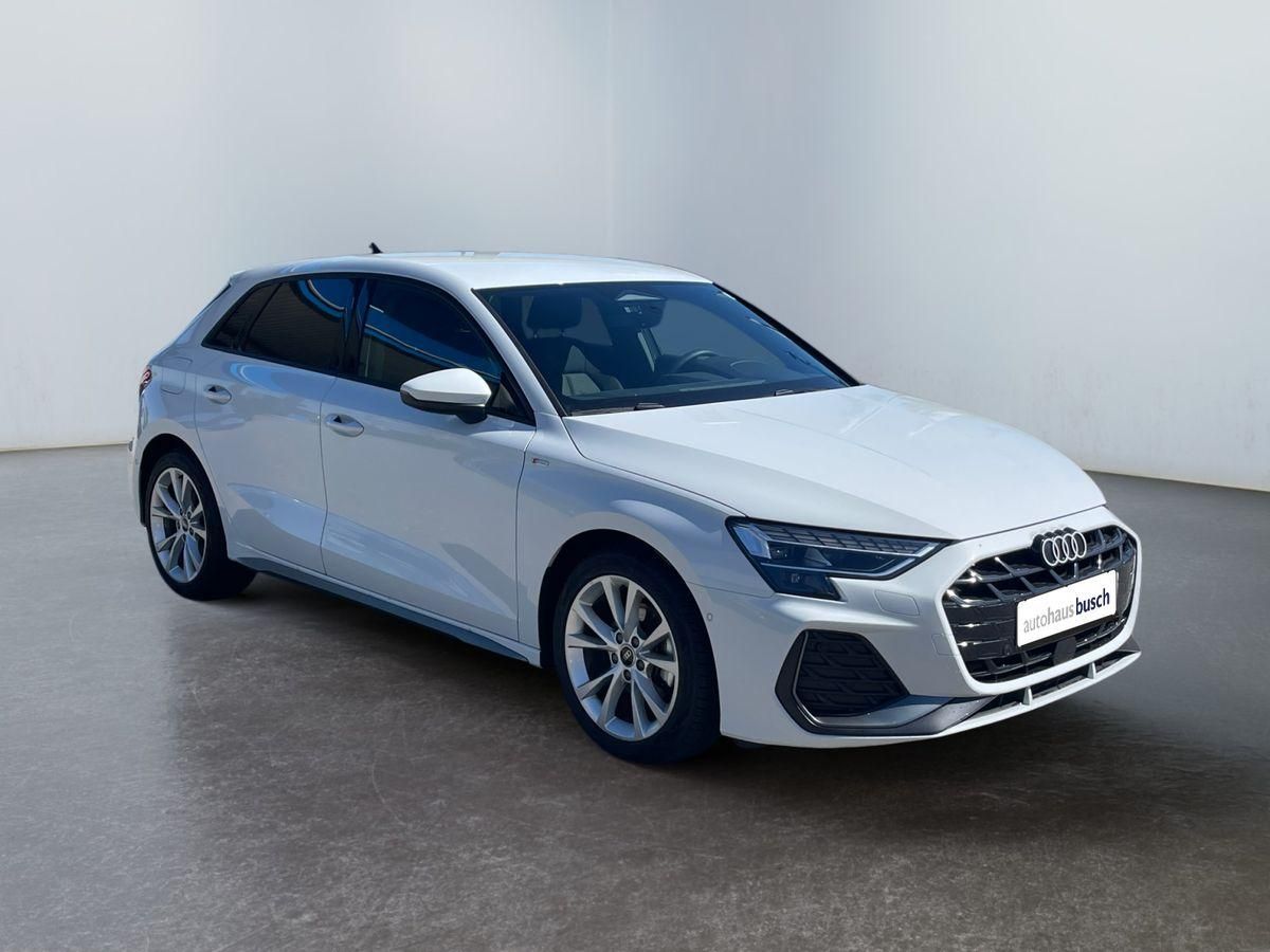 Audi A3 2025 г. Белый, пробег 31712 км