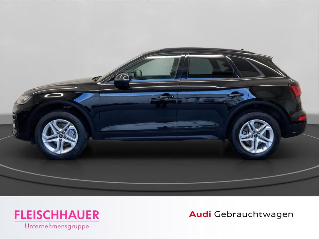 Audi Q5 2023 г. Чёрный, пробег 56128 км