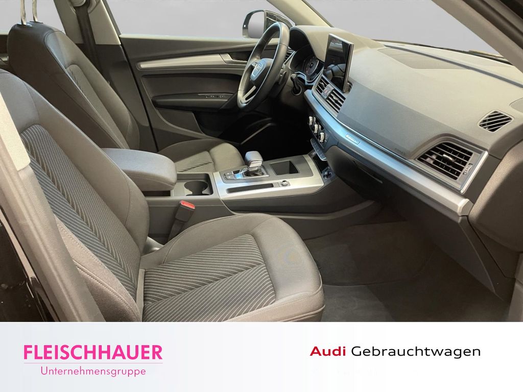 Audi Q5 2023 г. Чёрный, пробег 56128 км