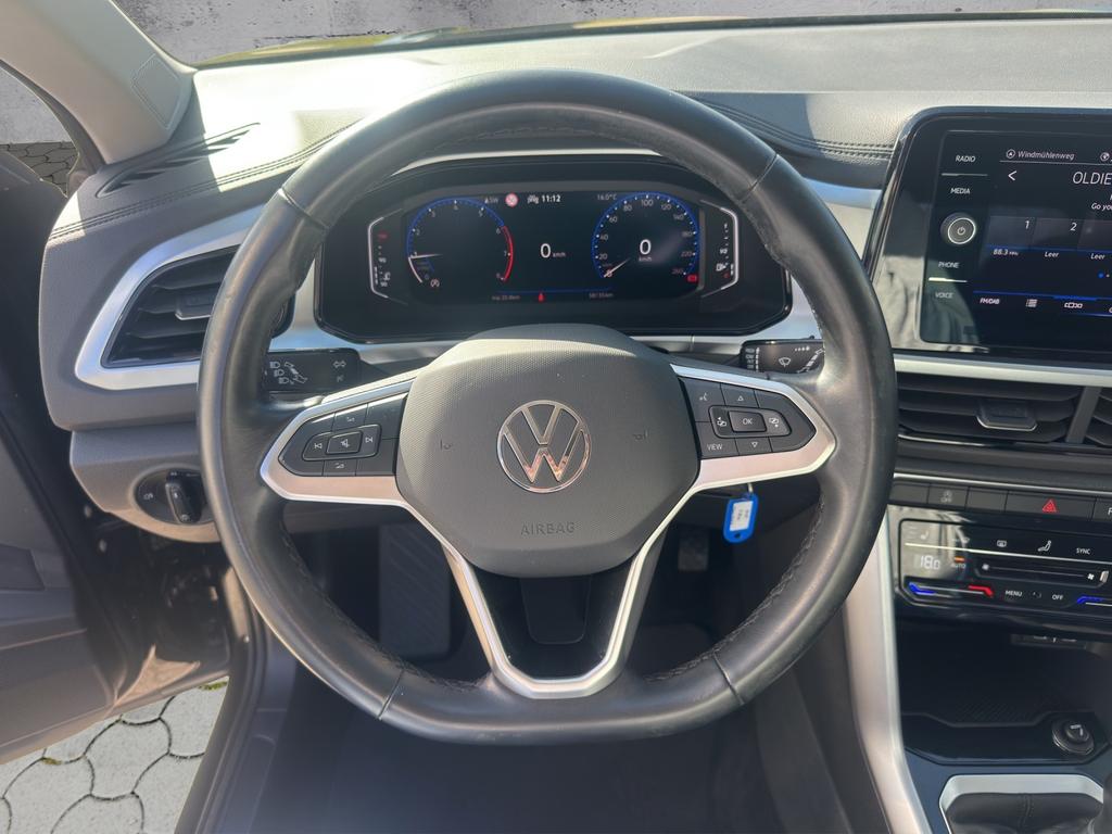Volkswagen T-Roc 2023 г. Чёрный, пробег 58500 км