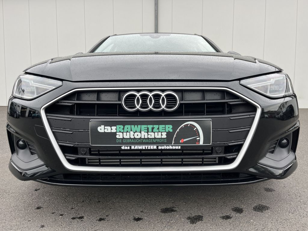 Audi A4 2022 г. Чёрный, пробег 45199 км