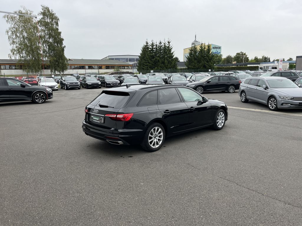 Audi A4 2022 г. Чёрный, пробег 45199 км