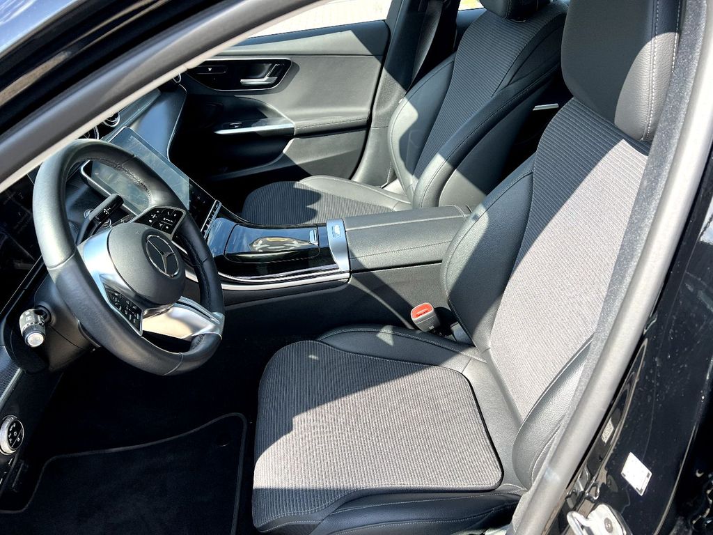 Mercedes-Benz C 200 2025 г. Чёрный, пробег 47260 км