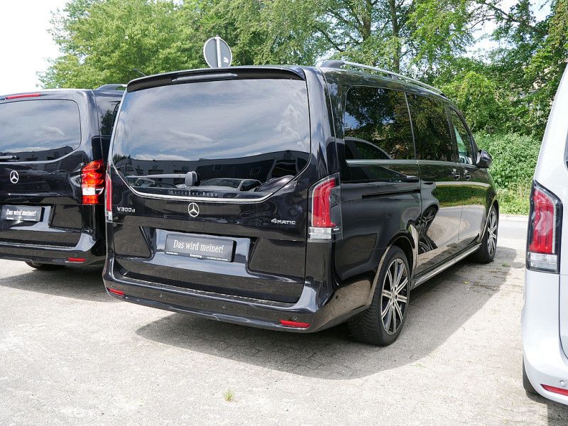 Mercedes-Benz V 300 2024 г. Чёрный, пробег 37500 км