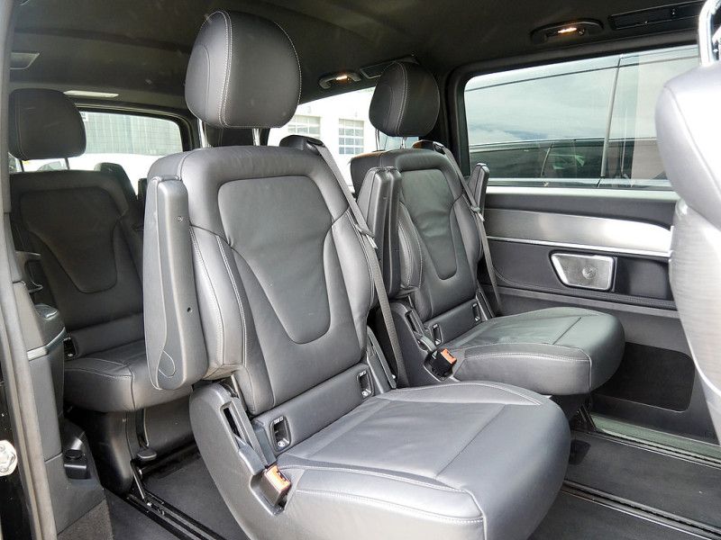 Mercedes-Benz V 300 2024 г. Чёрный, пробег 37500 км