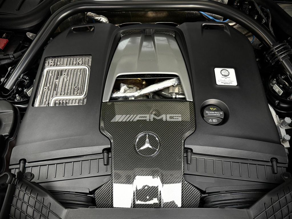 Mercedes-Benz G 63 AMG 2022 г. Белый, пробег 44985 км