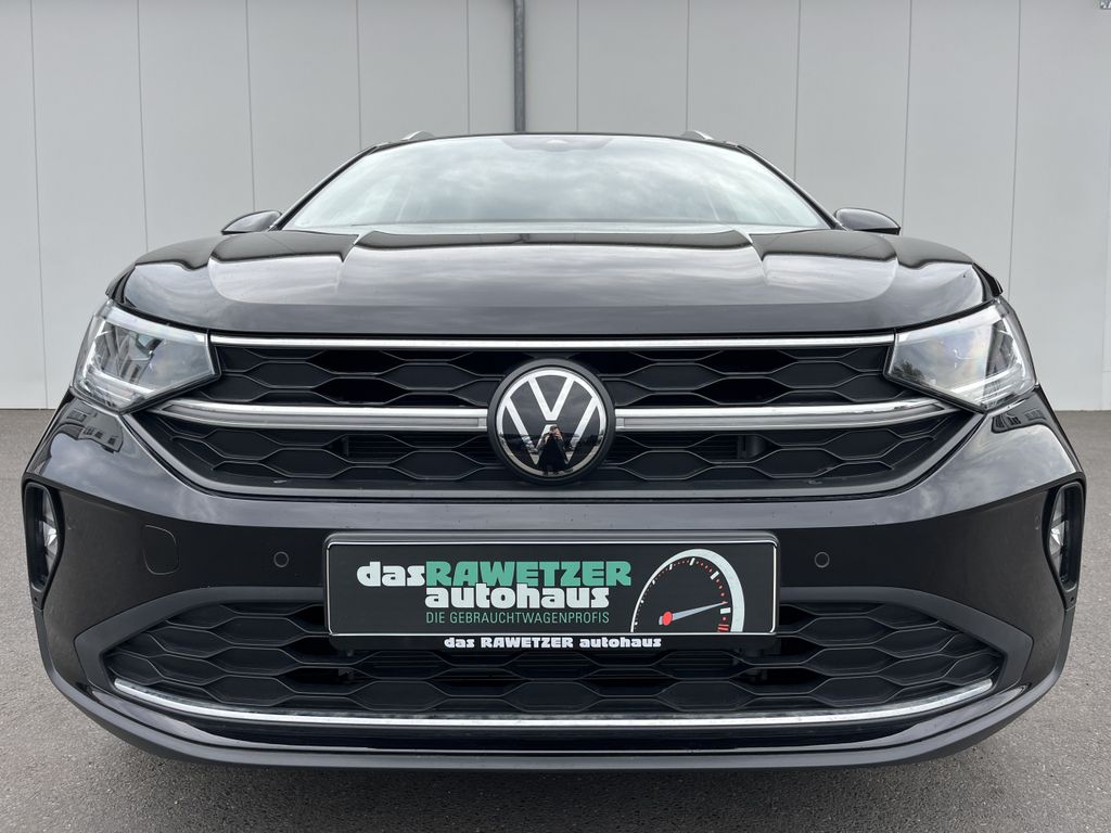 Volkswagen Taigo 2022 г. Чёрный, пробег 15867 км