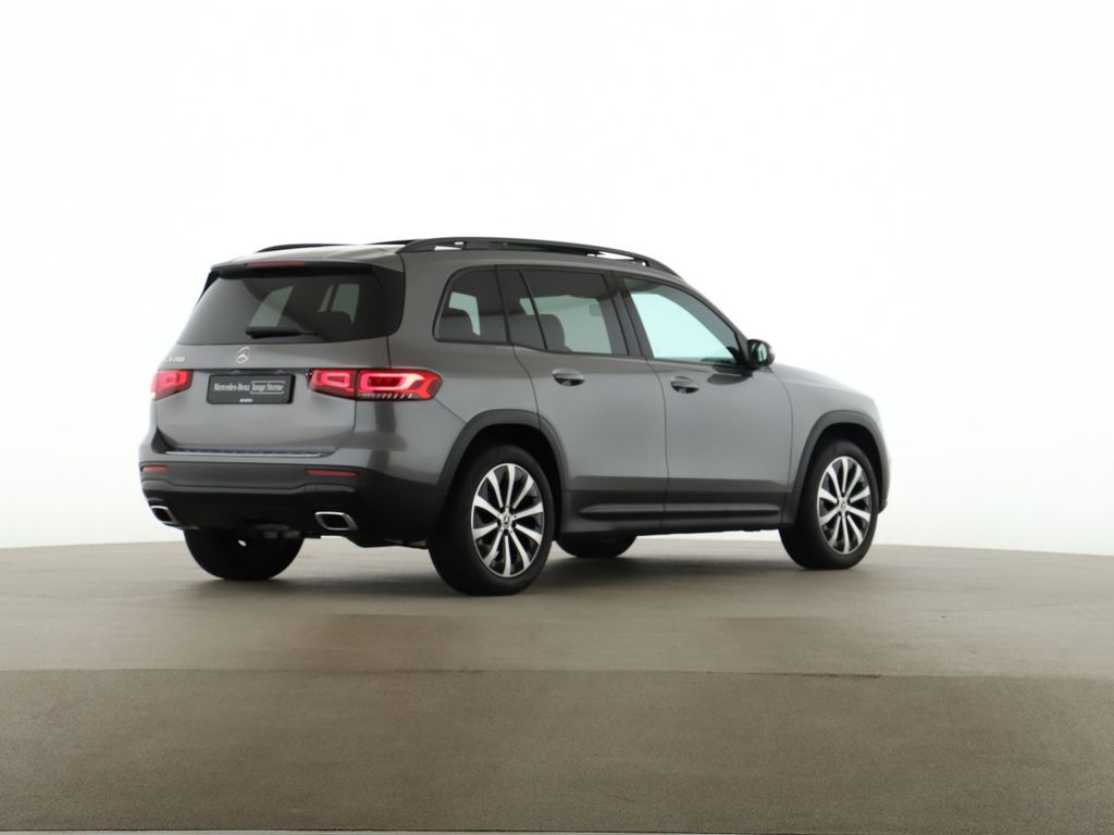 Mercedes-Benz GLB 200 2022 г. Серый, пробег 29900 км