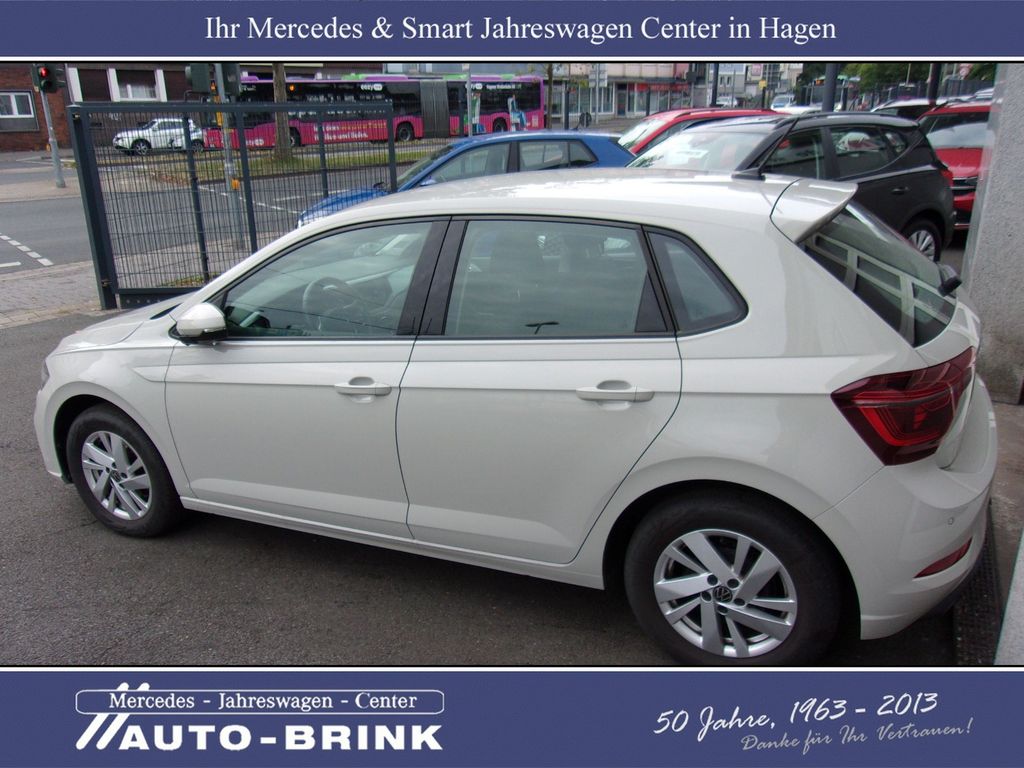 Volkswagen Polo 2022 г. Серый, пробег 28310 км