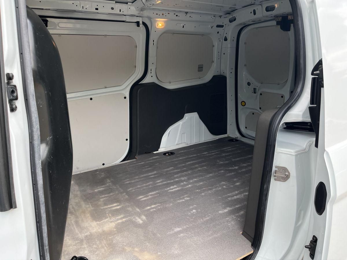 Ford Transit Connect 2023 г. Белый, пробег 35317 км