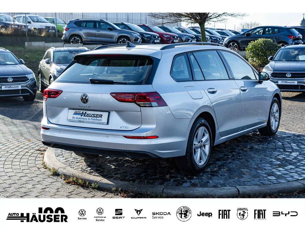 Volkswagen Golf 2023 г. Серебристый, пробег 43327 км