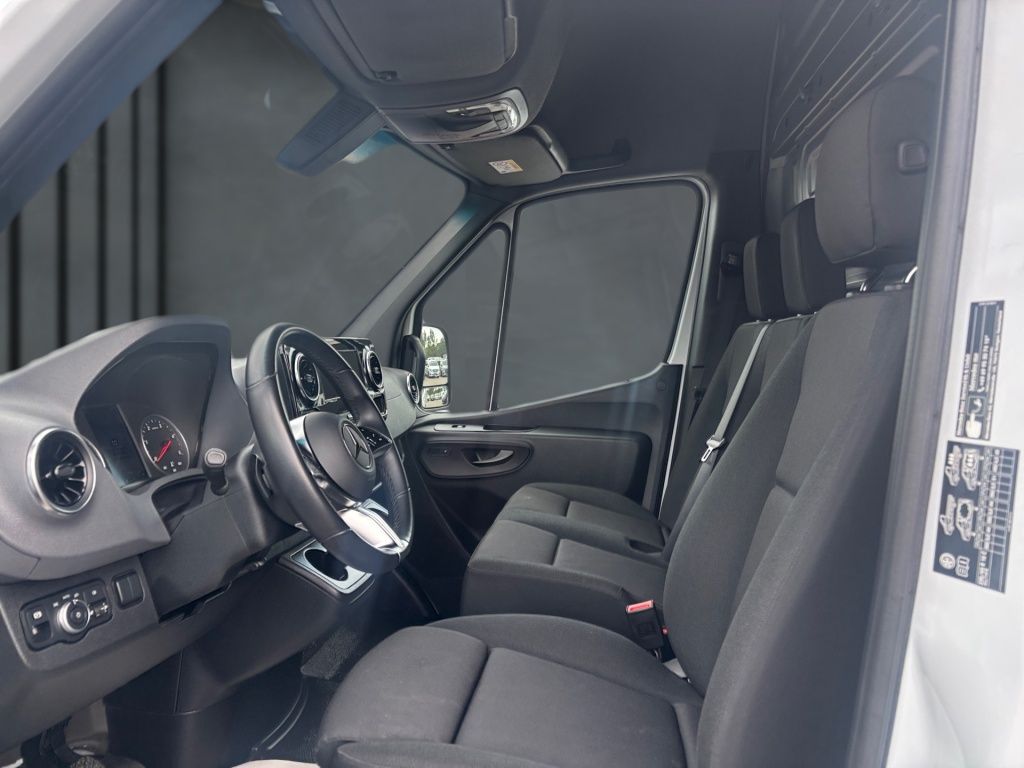 Mercedes-Benz SPRINTER 2025 г. Белый, пробег 53218 км