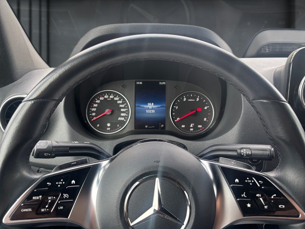 Mercedes-Benz SPRINTER 2025 г. Белый, пробег 53218 км