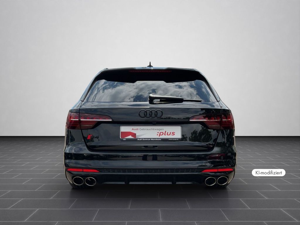 Audi S4 2024 г. Чёрный, пробег 10150 км