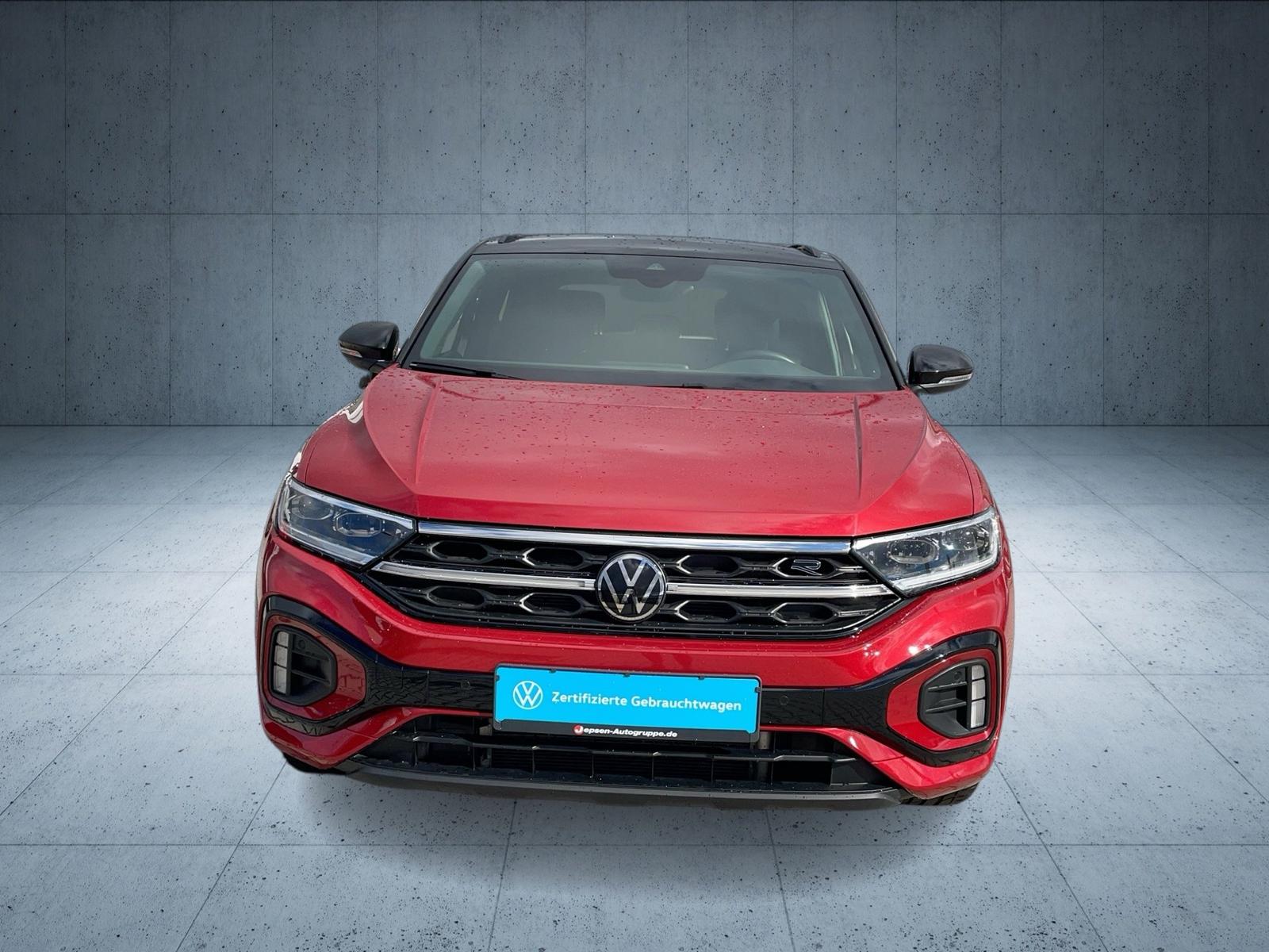 Volkswagen T-Roc 2023 г. Красный, пробег 33360 км