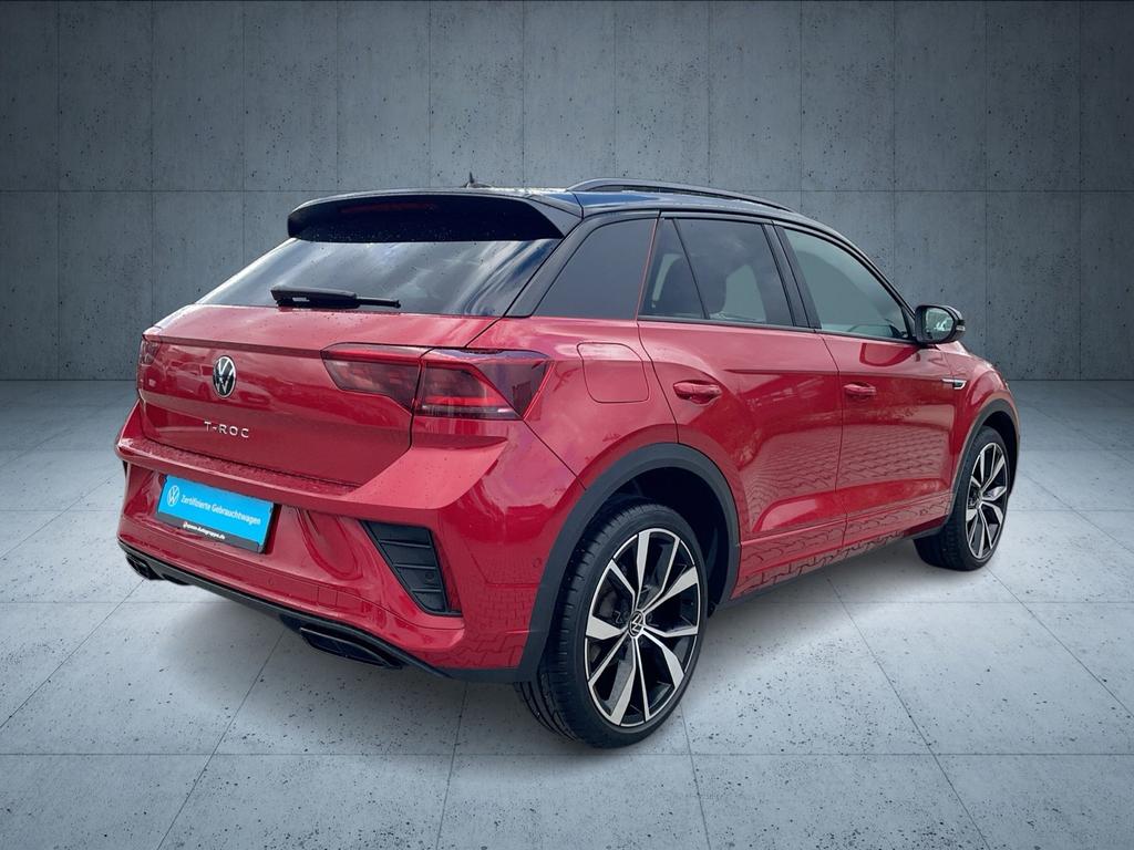 Volkswagen T-Roc 2023 г. Красный, пробег 33360 км