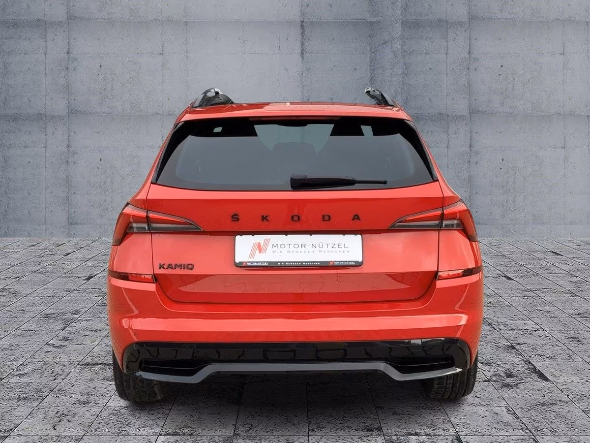 Skoda Kamiq 2021 г. Красный, пробег 29997 км