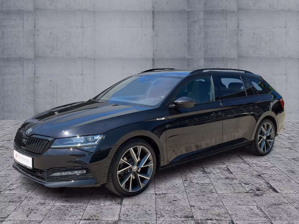 Skoda Superb 2023 г. Чёрный, пробег 54698 км