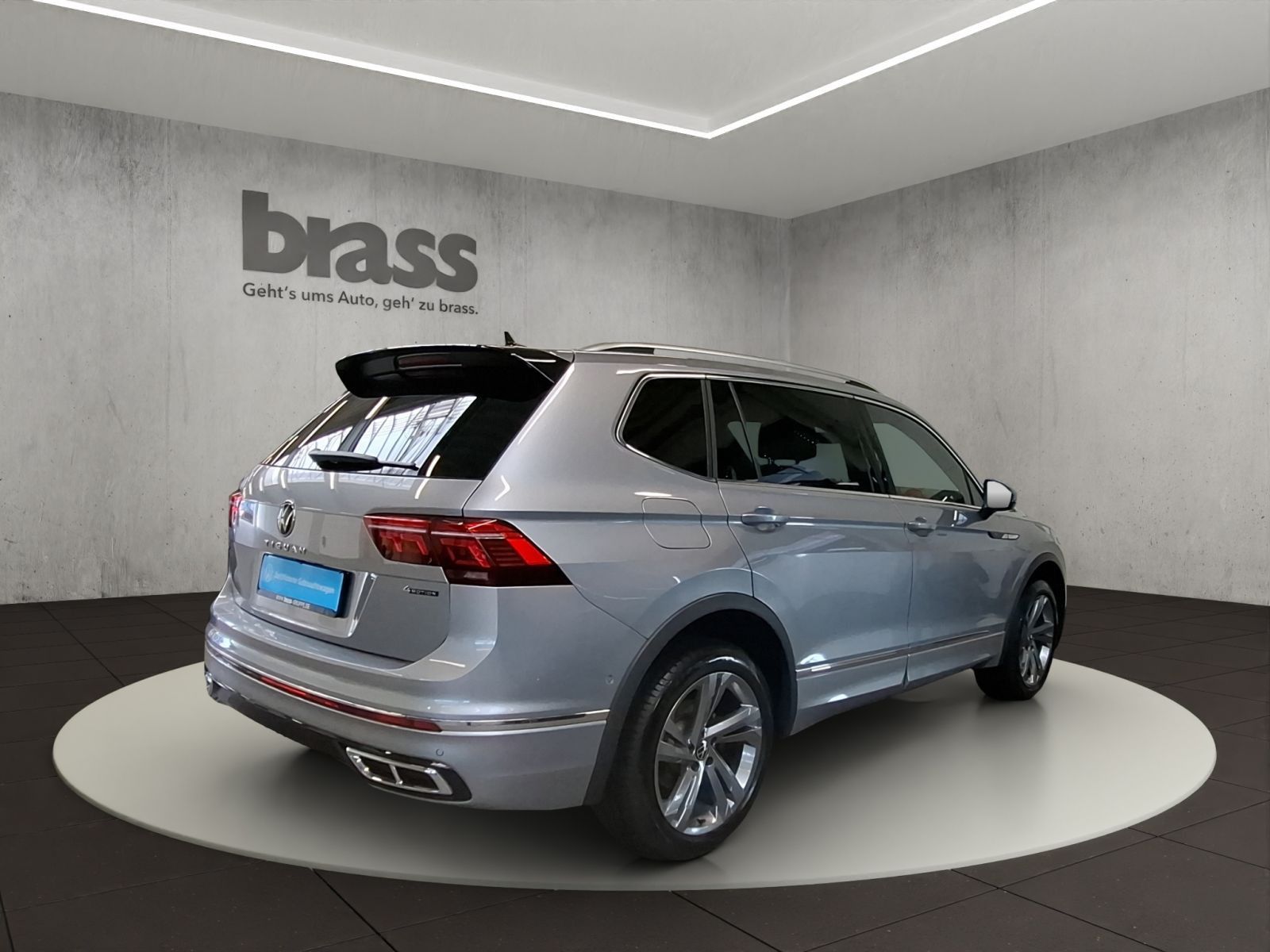 Volkswagen TIGUAN ALLSPACE 2024 г. Серебристый, пробег 9348 км