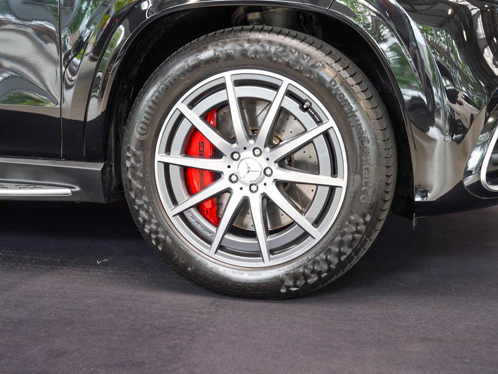 Mercedes-Benz GLS 63 2024 г. Чёрный, пробег 18464 км
