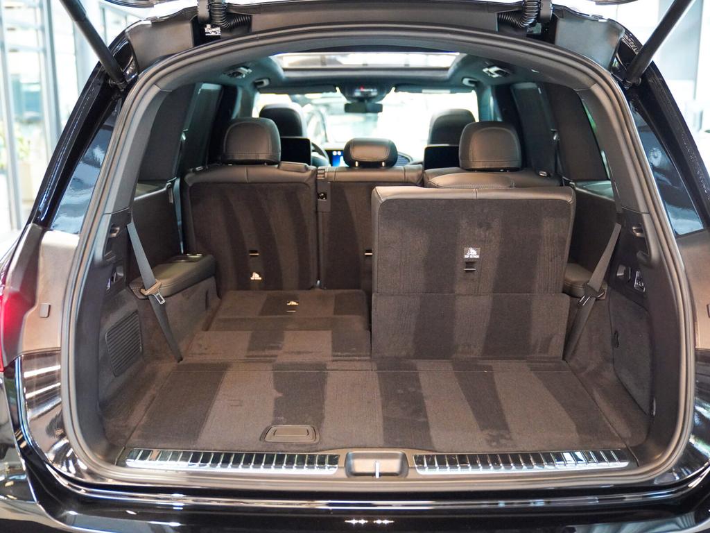 Mercedes-Benz GLS 63 2024 г. Чёрный, пробег 18464 км