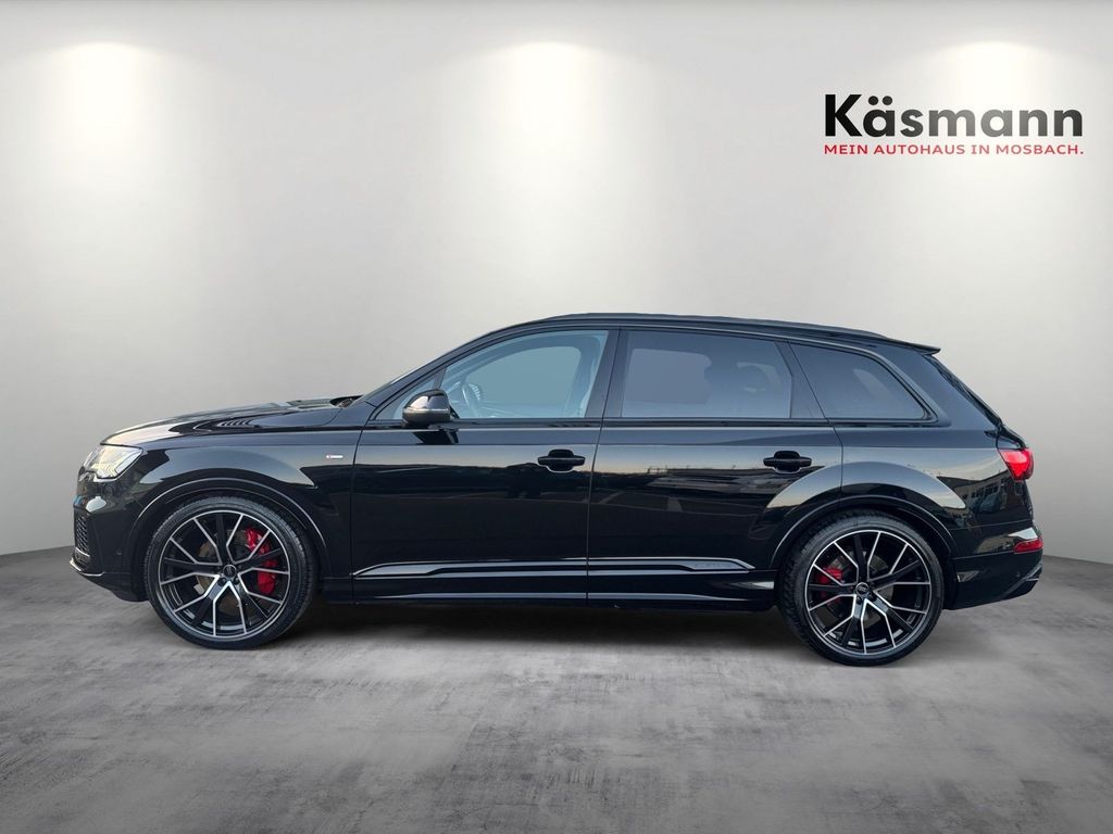 Audi Q7 2024 г. Чёрный, пробег 46404 км