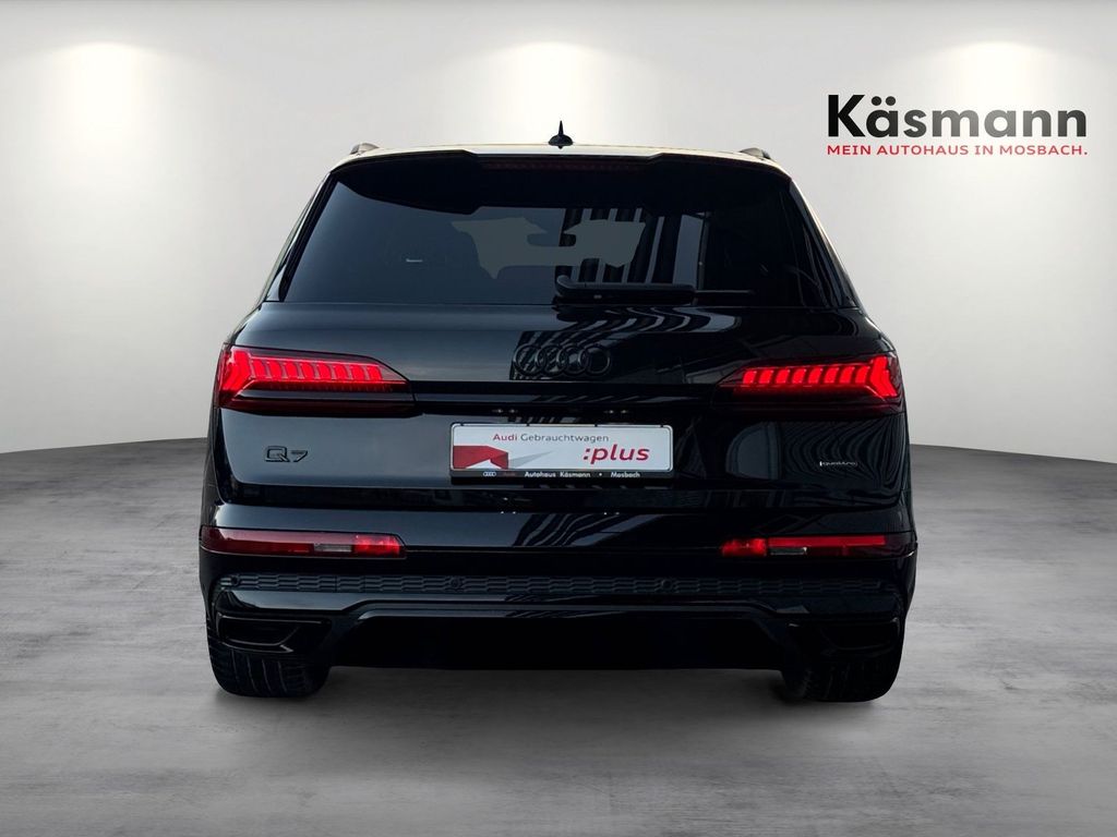 Audi Q7 2024 г. Чёрный, пробег 46404 км